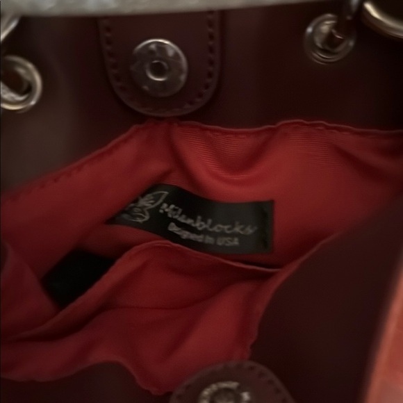 Milanblocks Coral and Burgundy Suede Bag - Picture 7 of 15